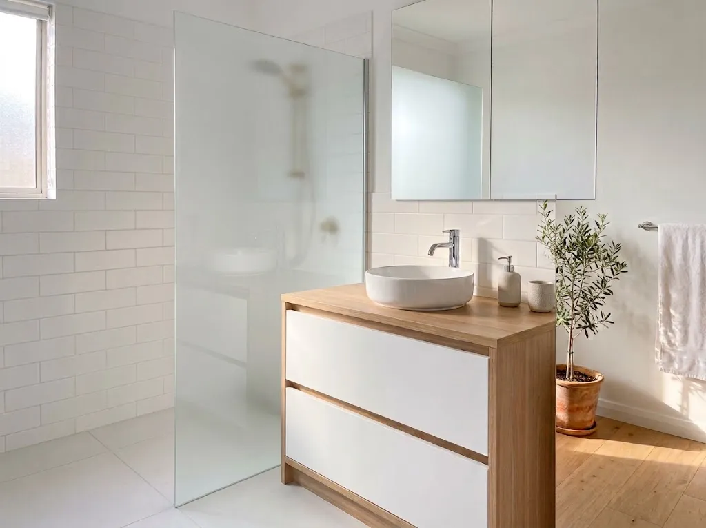 10mm Frosted Shower Panel